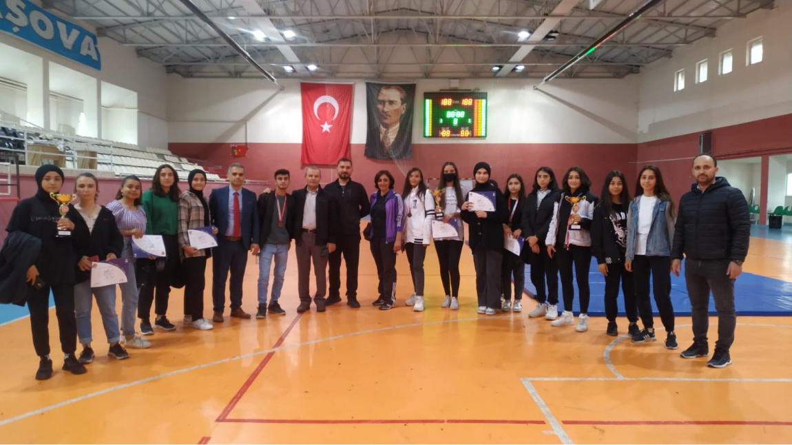 19 Mayıs Atatürk'ü Anma ve Gençlik ve Spor Bayramı Coşkuyla Kutlandı